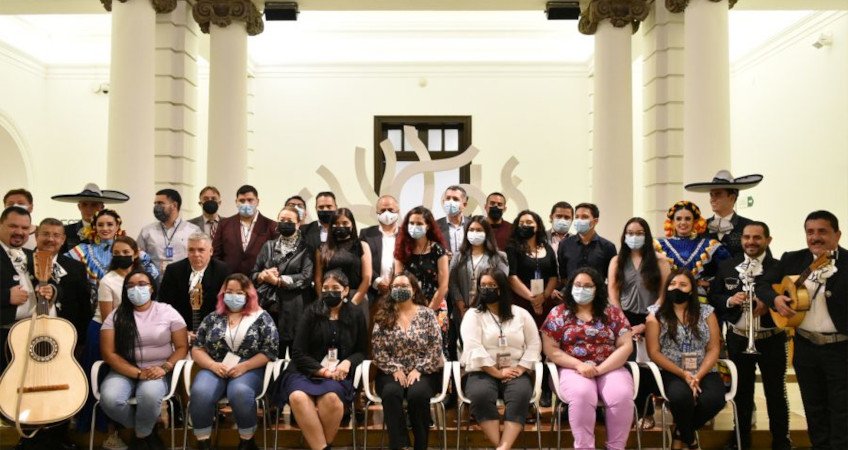 UDG Foundation USA e IME establecen convenio en beneficio de jóvenes con ascendencia mexicana